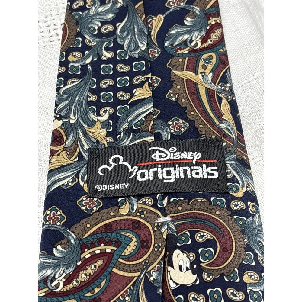 Disney Originals Men's Tie Mickey Mouse Paisley 100% Silk 3.75
